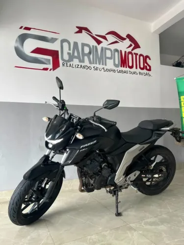 Fazer 250 