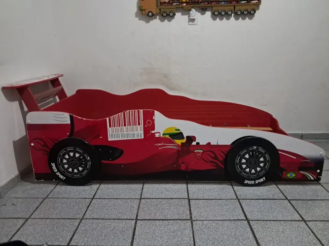 Cama infantil carros