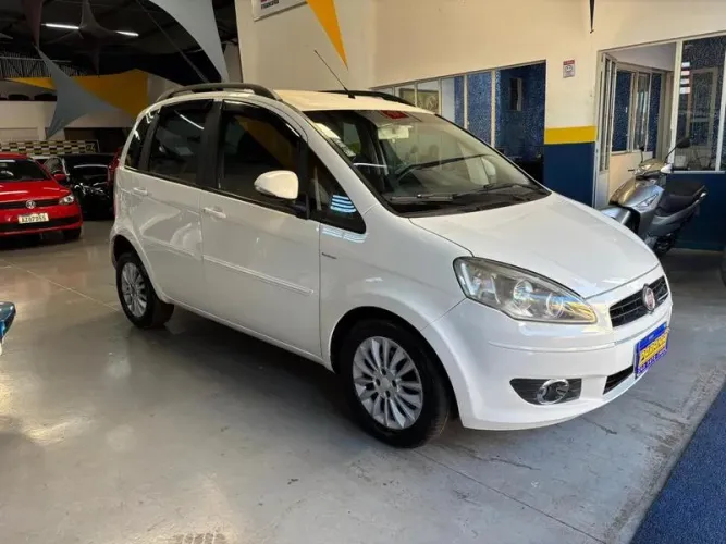 Fiat Idea Essence Dualogic 1.6 Flex 16V 5P 2013