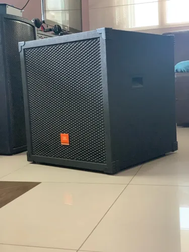 Caixas JBL/Seleniun 20?
