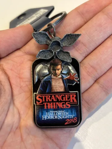 Chaveiro Stranger Things Universal Studios Halloween Horror Nights 2018 original