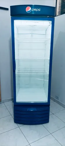 expositora metal frio pepsi