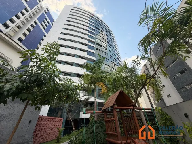Apartamento com 85 metros / 3 quartos / 1 Suíte com mais dependência- Recife - PE