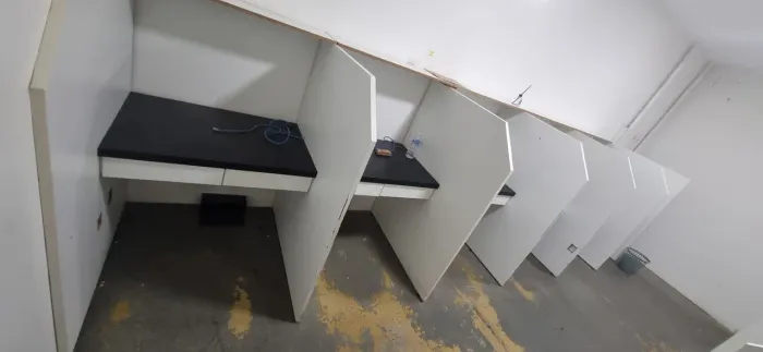 Cabine para escritório, excelente para pontos de atendimento telefônico. Ótimo estado!!!