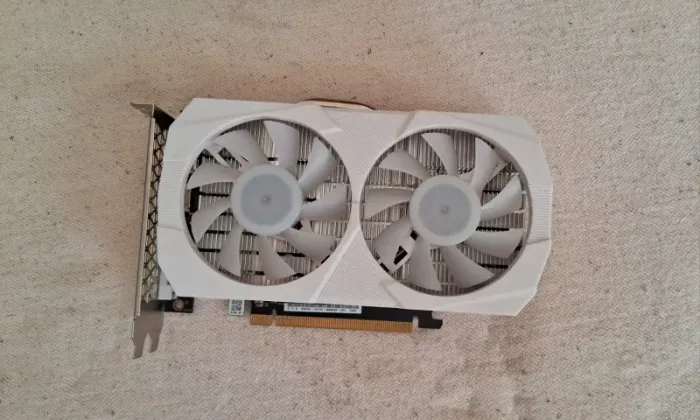 RX 580 8GB White Edition RGB Dual Fan Backplate