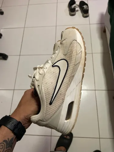 Tênis Nike air max solo
