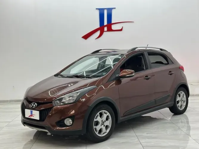Hyundai HB20X Premium 1.6 Flex 16V Aut. 2014