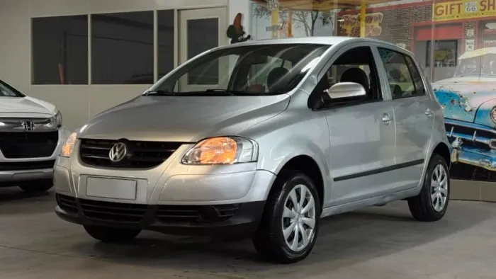 Volkswagen Fox Plus 1.0mi/ 1.0mi Total Flex 8V 4P 2009