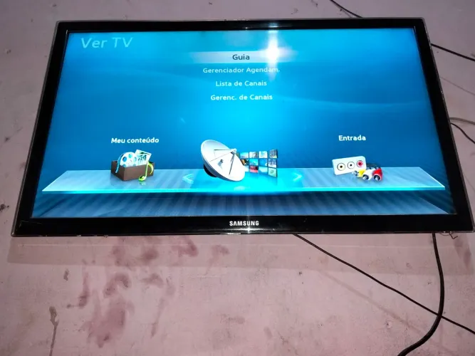 Tv Samsung 40' polegadas