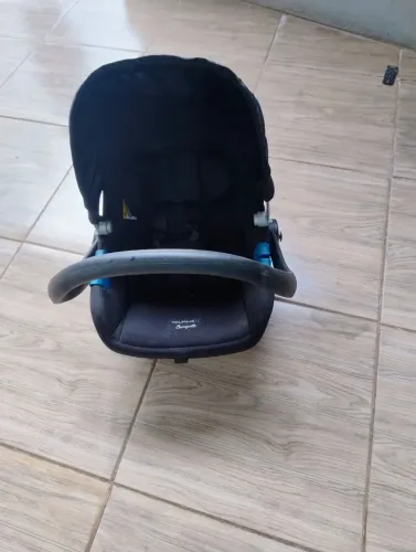 Vendo bebê conforto