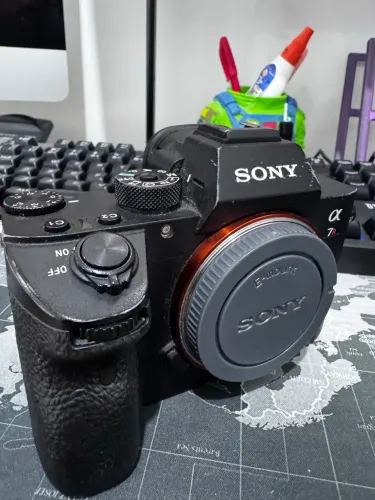 Sony A7riii