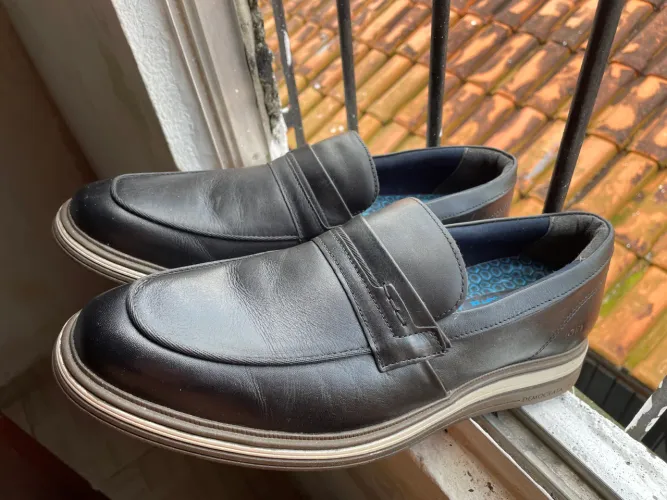 Mocassim usado somente um vez na formatura 