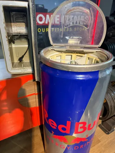 Geladeira ,Cooler , freezer Red Bull