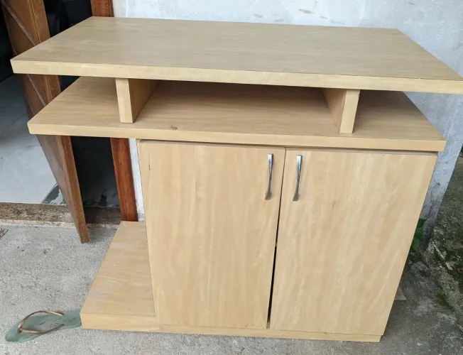 Rack / mesa de computador 