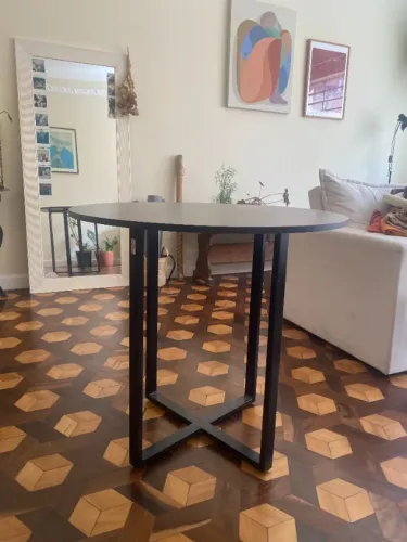 Mesa redonda de 2 ou 4 lugares