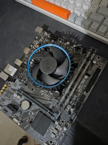 processador intel core i5 12400f + placa mãe h610m k gigabyte