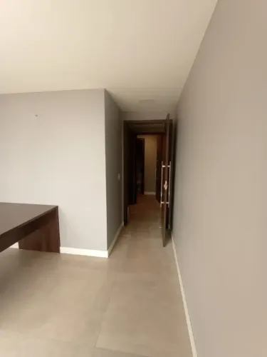 SALA COMERCIAL MOBILIADA NO SHOPPING DA ILHA