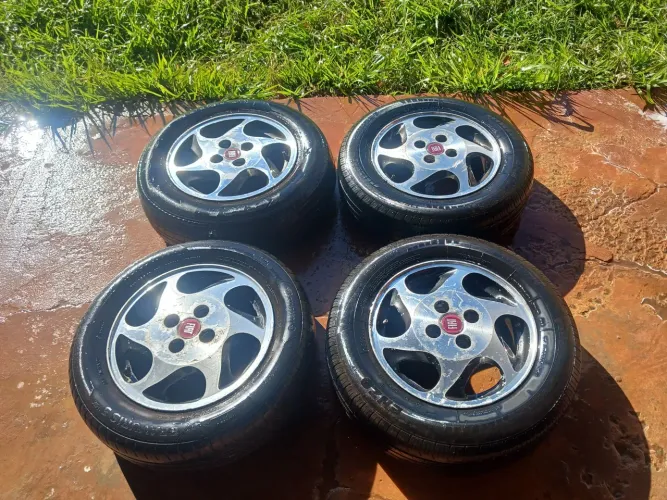 Rodas FIAT aro 14.
