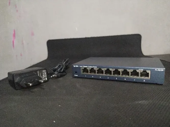 Switch Gigabit de 8 Portas