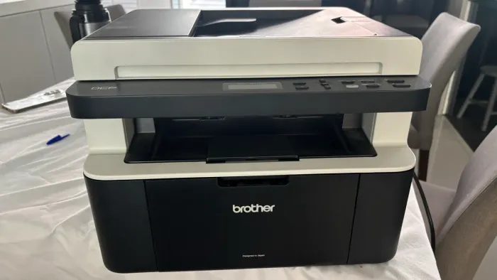 Multifuncional Brother DCP-1602 Laser Monocromática Usb Cor Preto/branco 110V