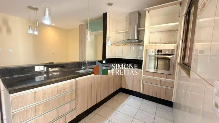 CASA À VENDA NO BAIRRO LIMOEIRO CONFORTO, ESPAÇO E LAZER PARA SUA FAMÍLIA