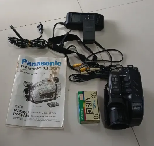 Filmadora Panasonic PV IQ304A - Sem Funcionamento