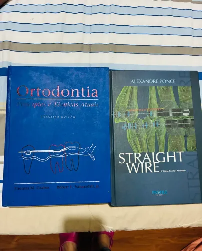 Livros: Ortodontia + Straight Wire