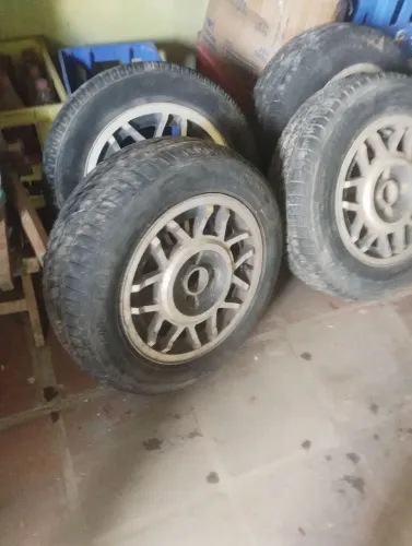 Rodas com Pneus Aro 14