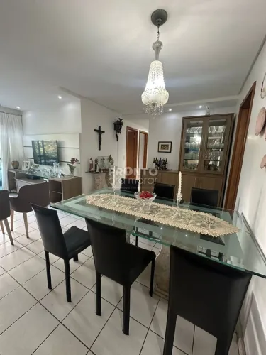 Apartamento com 2 quartos em Espinheiro