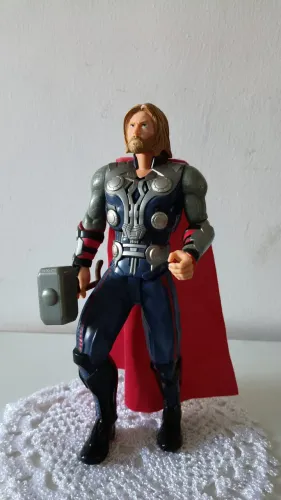 Miniatura do Thor, um grande super herói dos anos 80