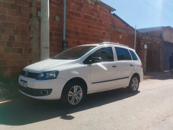 Volkswagen Spacefox 1.6/ 1.6 Trend Total Flex 8V 5P 2012