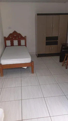 Aluguel de casas e quartos