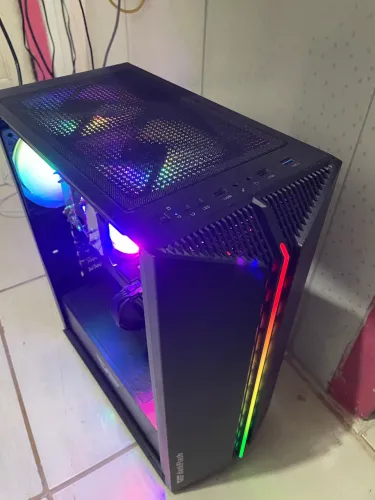 PC Gamer Xeon 2667 com 16Gb e placa de video RX 590 2048sp