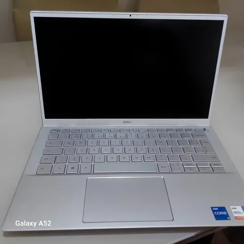 Notebook Dell Inspiron 5301 i5-1135G7 8GBDDR4 SSD512GB 13.3Full HD Biometrico Win10 Home