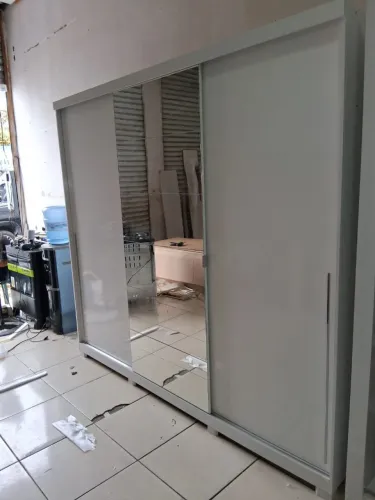Guarda roupa de casal 