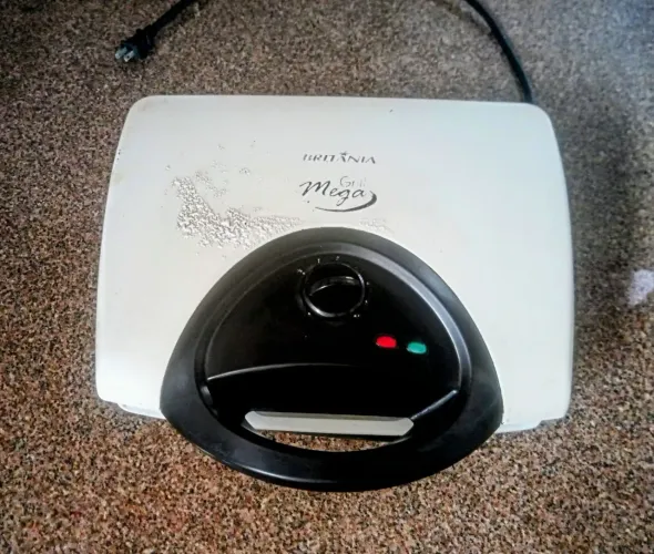 Mega grill Britânia ** LER DESCRIÇÃO**