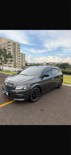 Chevrolet Onix JOY Hatch 1.0 8V Flex Mec. 4P 2019