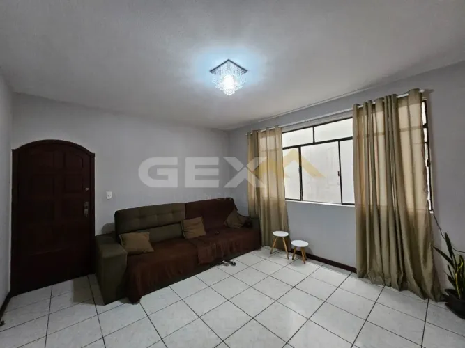 Apartamento à Venda com 04 Quartos no Centro de Divinópolis MG.