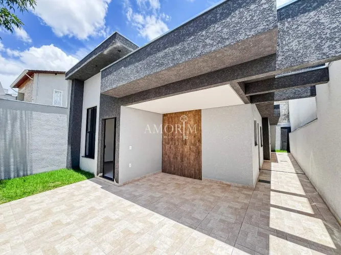 CASA TÉRREA À VENDA NO PORTAL DOS IPÊS COM 3 QUARTOS 1 SUÍTE E 2 VAGAS EM CAJAMAR/SP