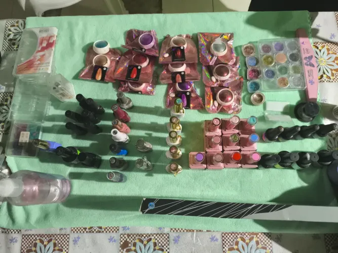 Kit de manicure semi novos