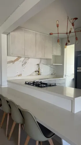 Aluguel apartamento no kobrasol Ótima localização