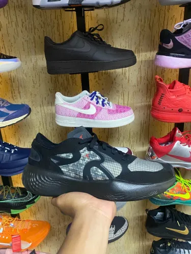 JORDAN DELTA 3 LOW - TAMANHO 44