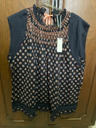 Bata Anthropologie bordada