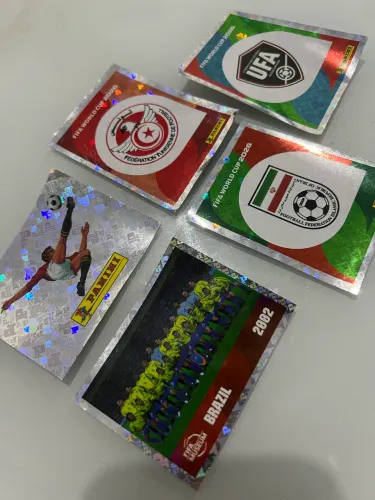 Figurinhas holográfica Panini - Brazil FWC 16, 00, UZB 1, IRN 1, TUN 1
