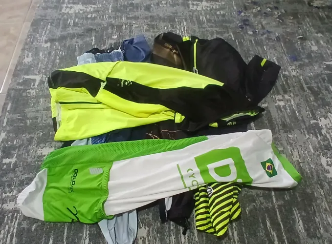 5 camisas ciclistas tamanho P  (USADAS)