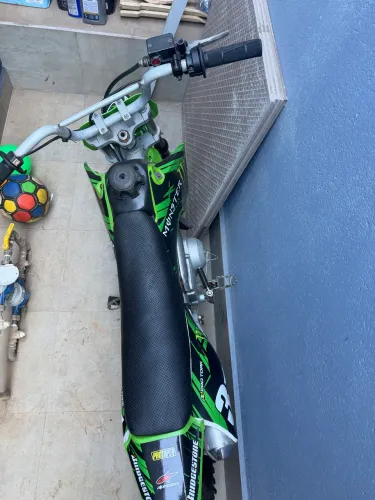 Vendo moto de trilha 50cc para crianças até 12 anos