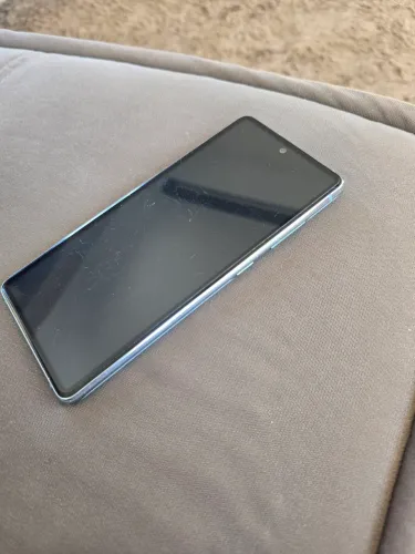 Celular S20 FE