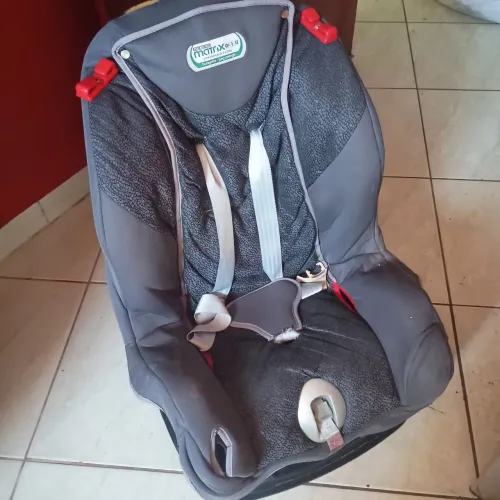 Cadeira para transporte de criança