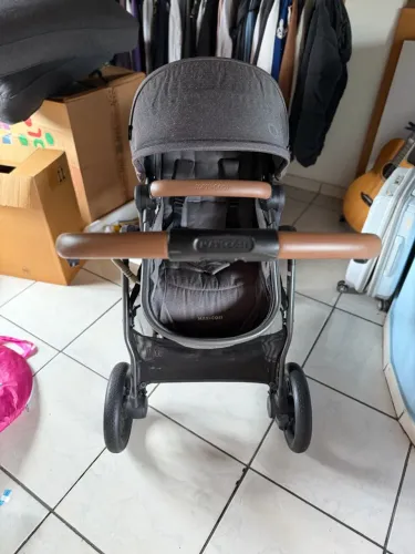 Carrinho + bebê conforto Maxi-Cosi Anna3 Trio