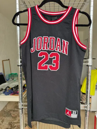 Michael Jordan 23 Preta Estilo NBA - Peça ORIGINAL e Atemporal